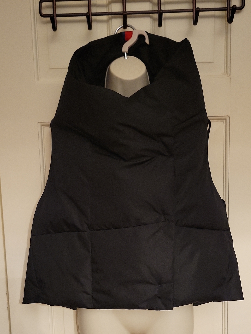 Pretty Rugged Down Vest Size Small